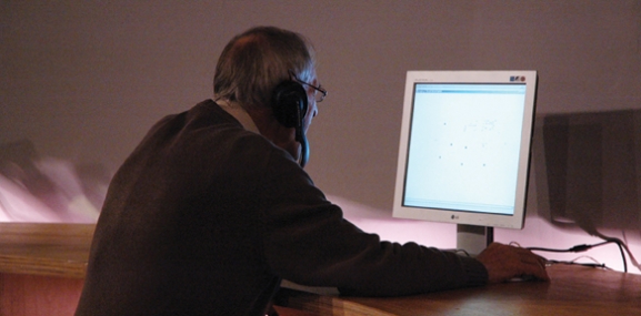 
	Walter Zanini at Videobrasil Video Library during the 14th Festival (2003)
