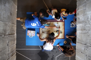 
	Arte em Família com o coletivo Zebra 5 , Isaac Julien: Geopoéticas, SESC Pompeia, 2012
